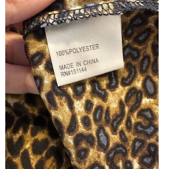 Lea & Viola leopard print long sleeves blouse size Small - Picture 4 of 9
